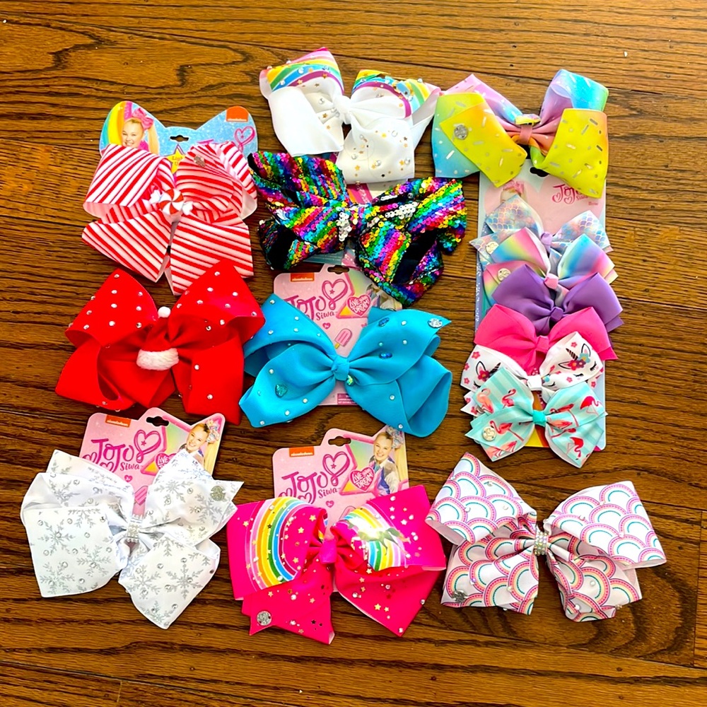 Lot of 15 JoJo Siwa Bows!
